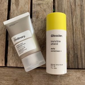 Glossier Invisible Shield Daily Sunscreen SPF 35